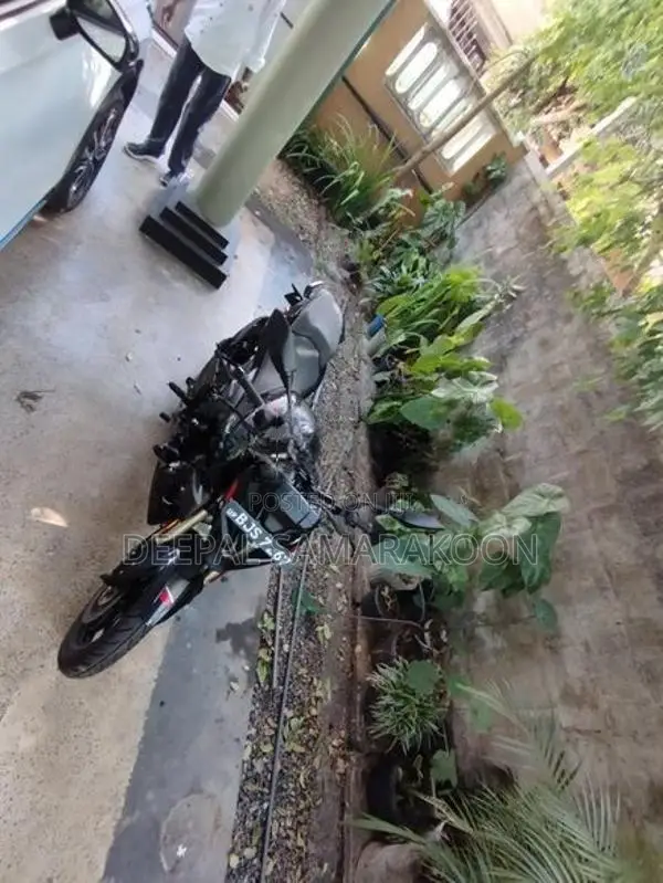 Bajaj Pulsar N160 Premium 2025
