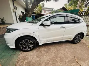 Honda Vezel 2015