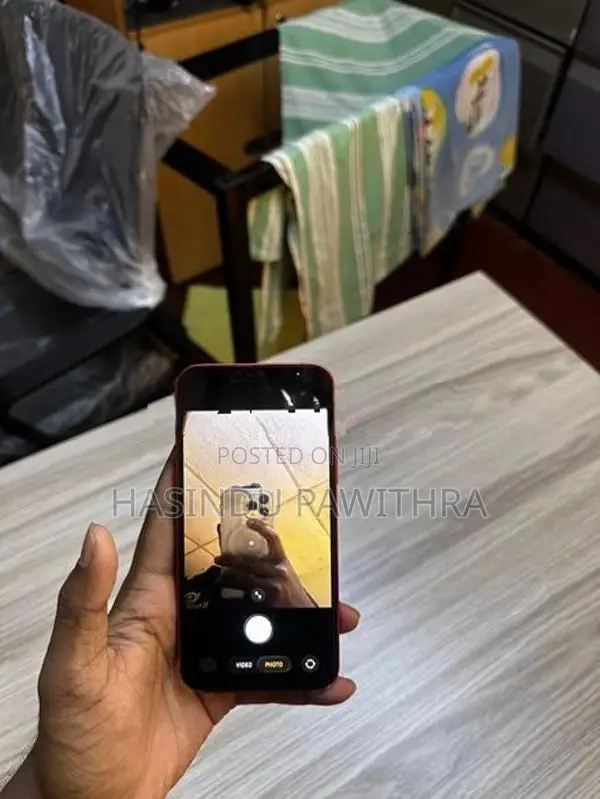 Apple iPhone 12 (Used)