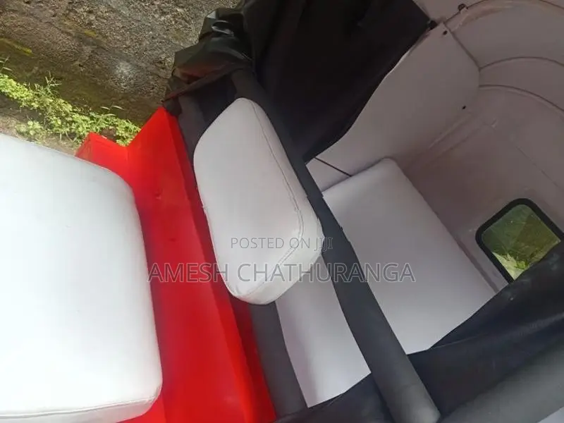 Bajaj RE 1999
