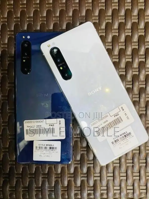Sony Xperia 1 II 8GB 128GB (Used)