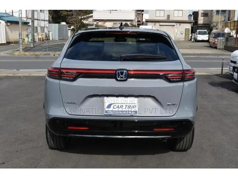 Honda Vezel Z Play Premium 2026