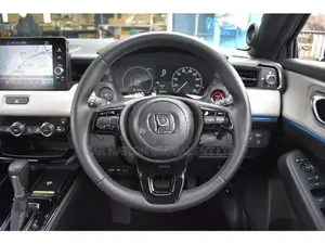 Honda Vezel Z Play Premium 2026