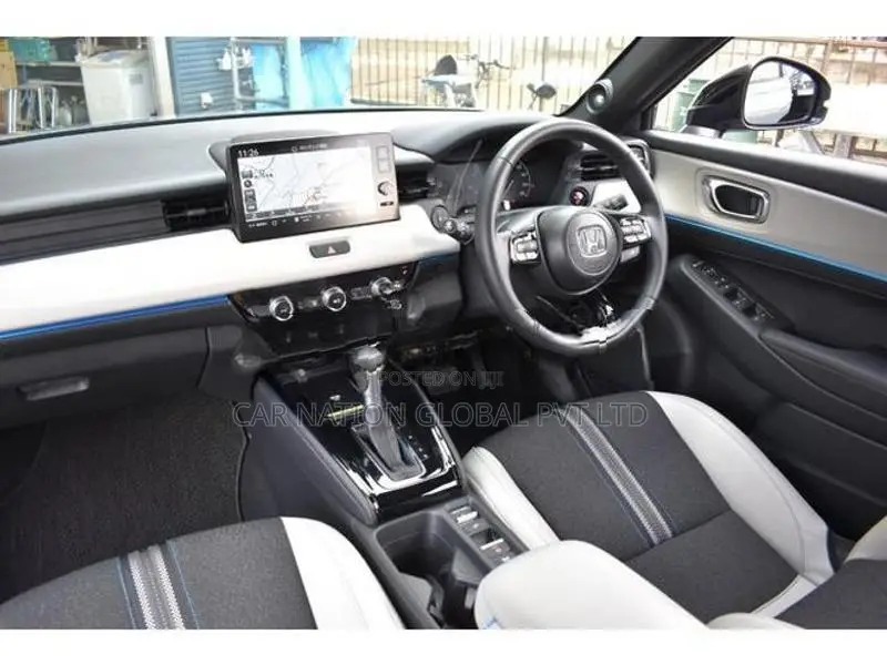 Honda Vezel Z Play Premium 2026