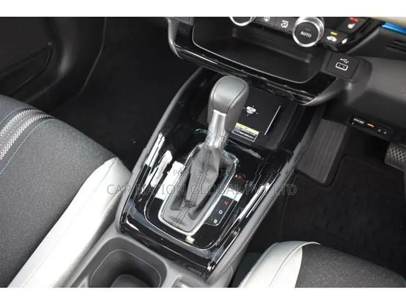 Honda Vezel Z Play Premium 2026