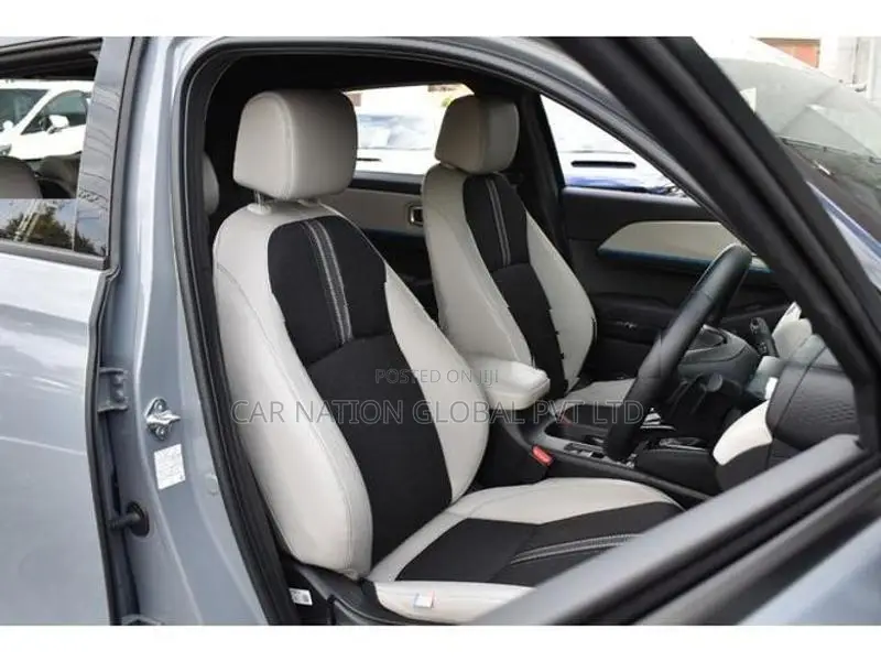 Honda Vezel Z Play Premium 2026
