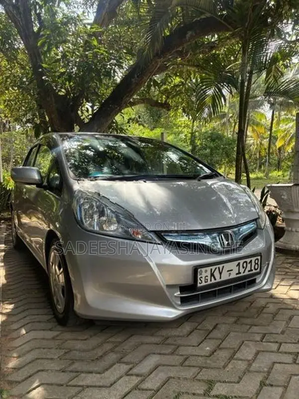 Honda Fit GP1 2013