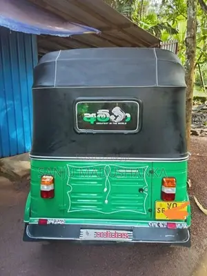 Bajaj RE Three Wheeler 2011