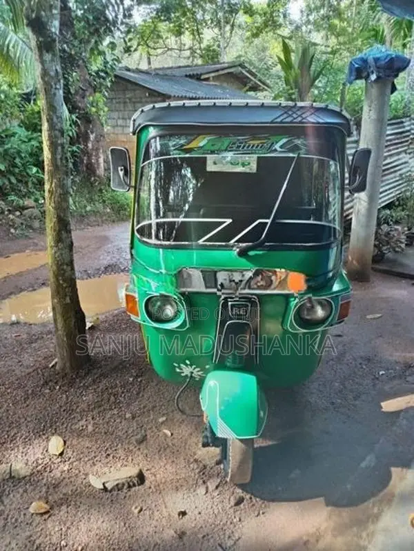 Bajaj RE Three Wheeler 2011