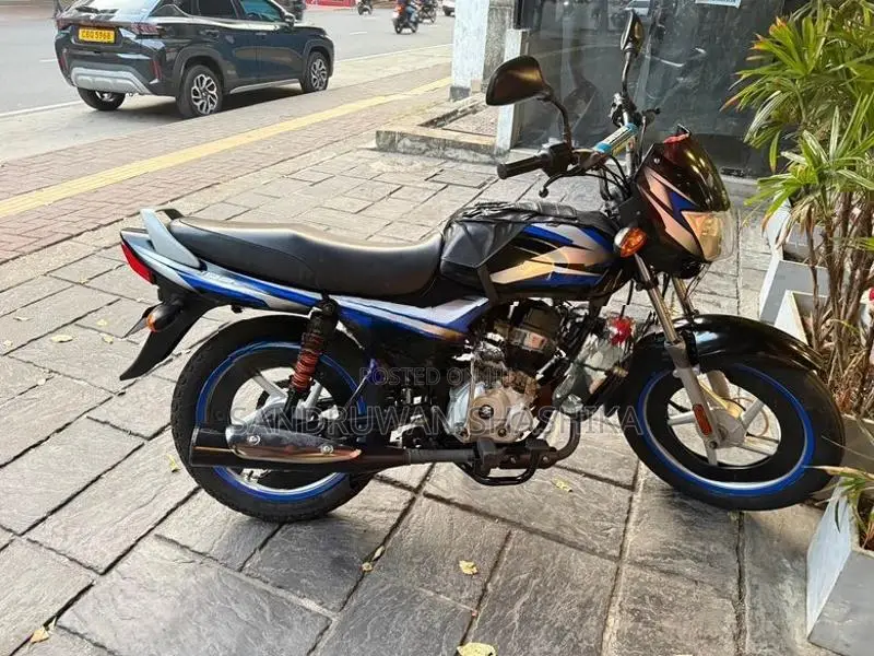 Bajaj CT100 2025