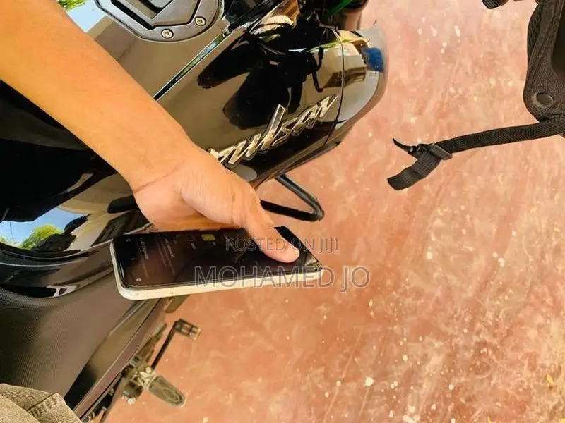 Apple iPhone 11 (Used)