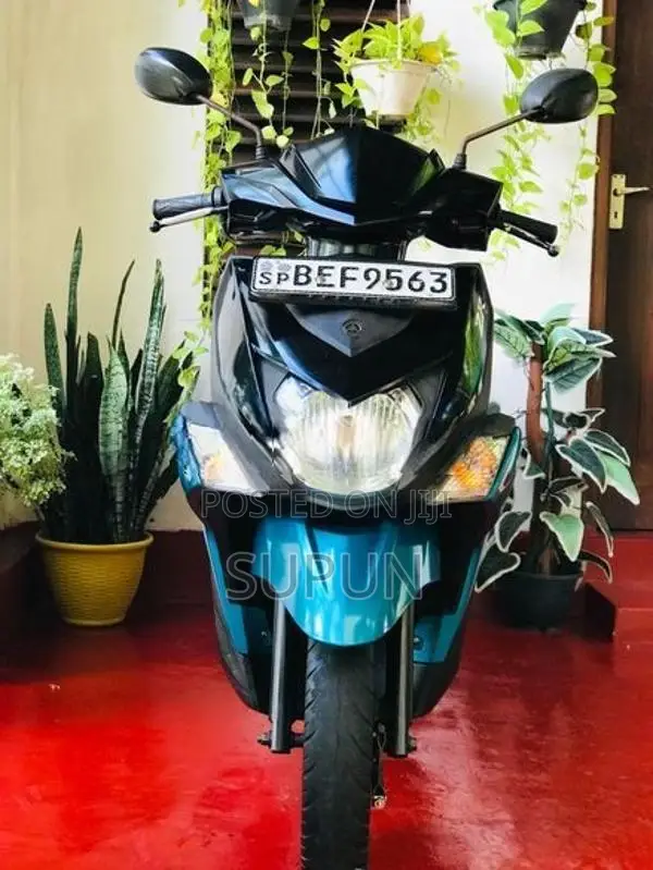 Yamaha RayZR 2016