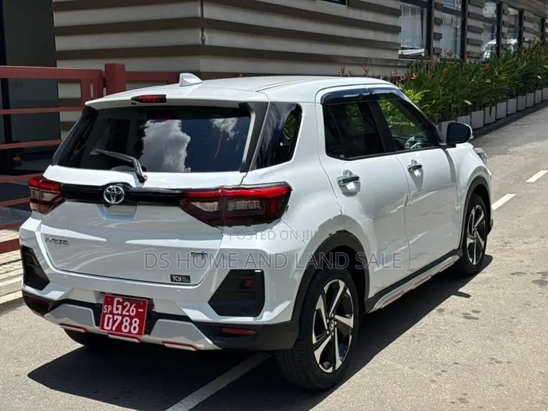 Toyota Raize Z Hybrid auto (p) 2025