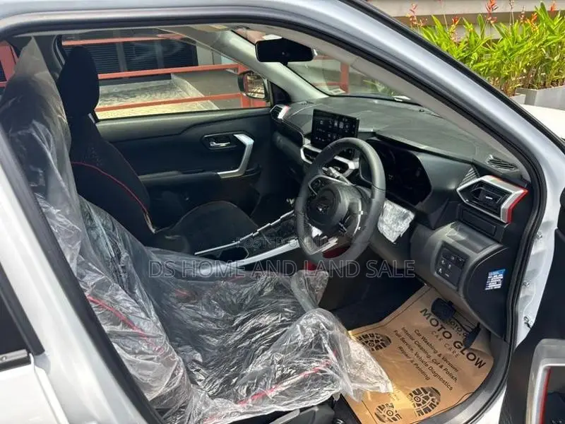 Toyota Raize Z Hybrid auto (p) 2025