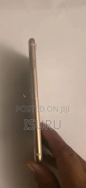 Apple iPhone 8 (Used)