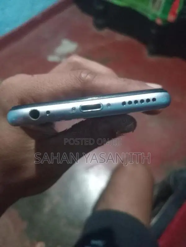 Apple iPhone 6S (Used)