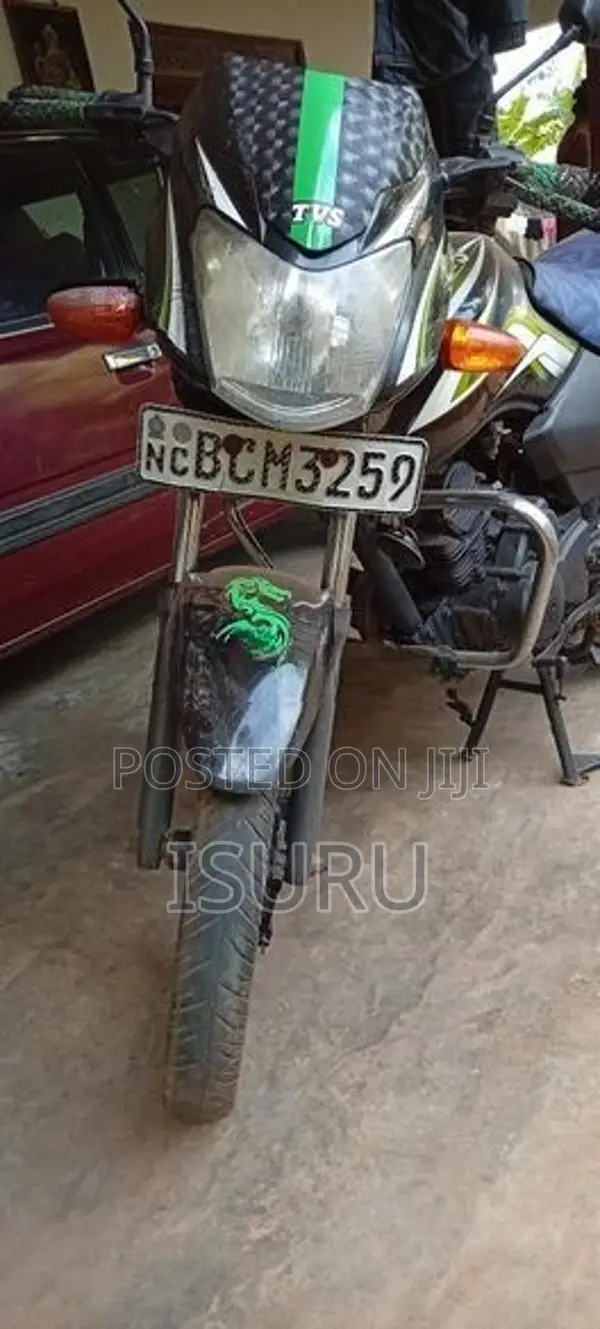 TVS Metro 2015