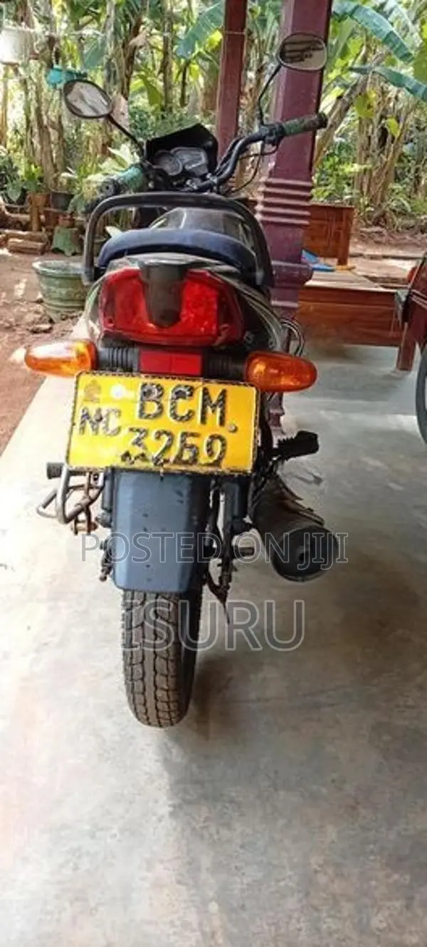 TVS Metro 2015