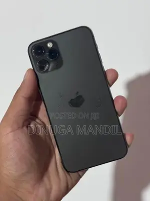 Apple iPhone 11 Pro (Used)