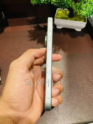 Apple iPhone 15 (Used)