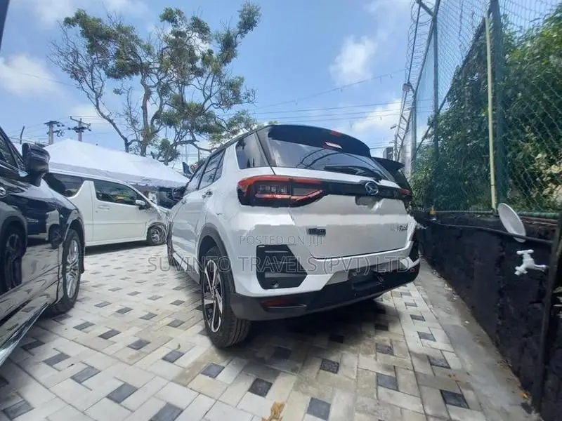 Daihatsu Rocky 1.2 Hybrid 4way 2026