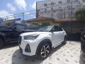 Daihatsu Rocky 1.2 Hybrid 4way 2026