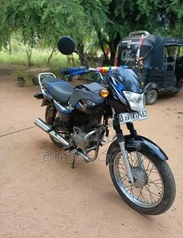 Bajaj CT100 2014