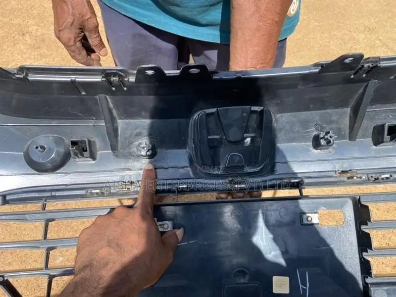 Honda Vezal Ru3 Front Shell