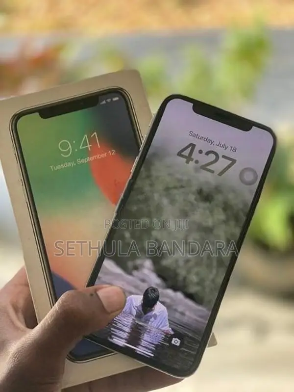 Apple iPhone XS (Used)