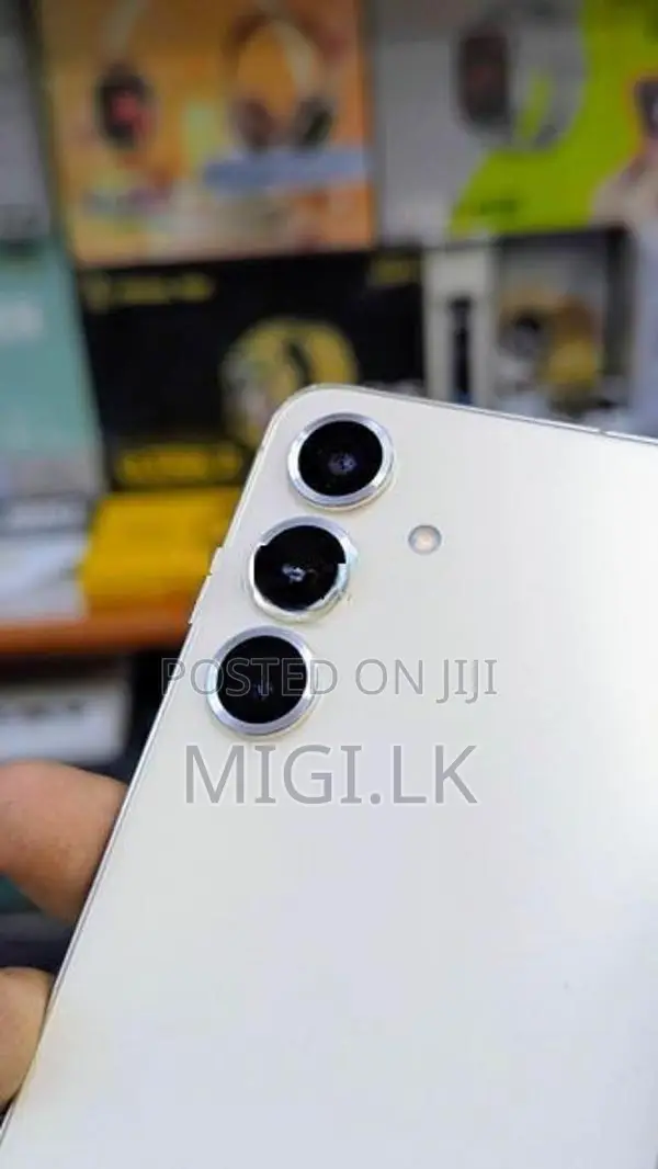Samsung Galaxy S24 (Used)