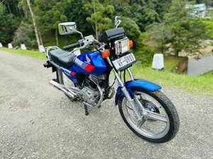 Honda CB 125T 2004