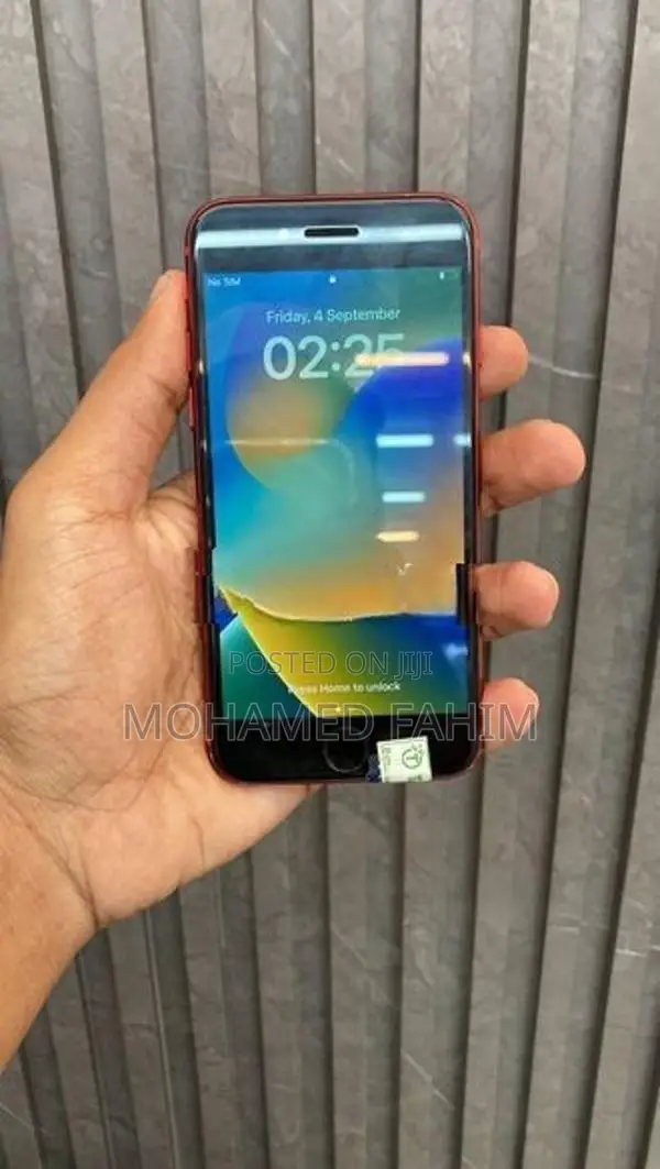Apple iPhone 8 (Used)