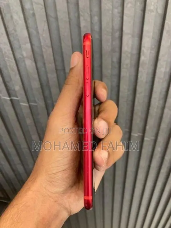 Apple iPhone 8 (Used)