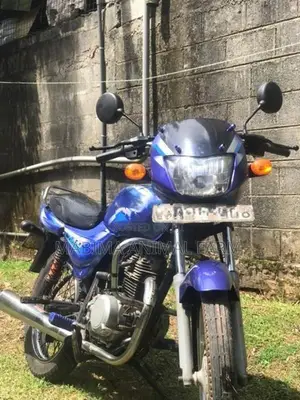 Bajaj CT100 2006