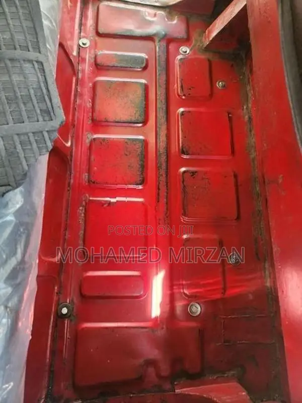 Bajaj RE 2002