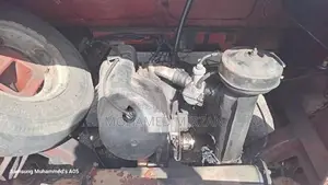 Bajaj RE 2002