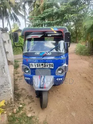Mahindra Alfa 2012