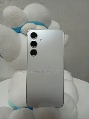 Samsung Galaxy S24 (Used)