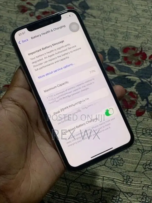 Apple iPhone X (Used)