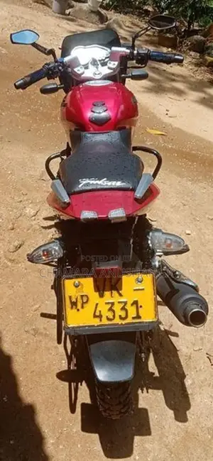 Bajaj Pulsar 180 2010