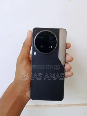 Tecno Camon 30 Premier (Used)
