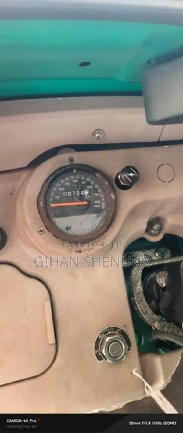 Bajaj RE 2022