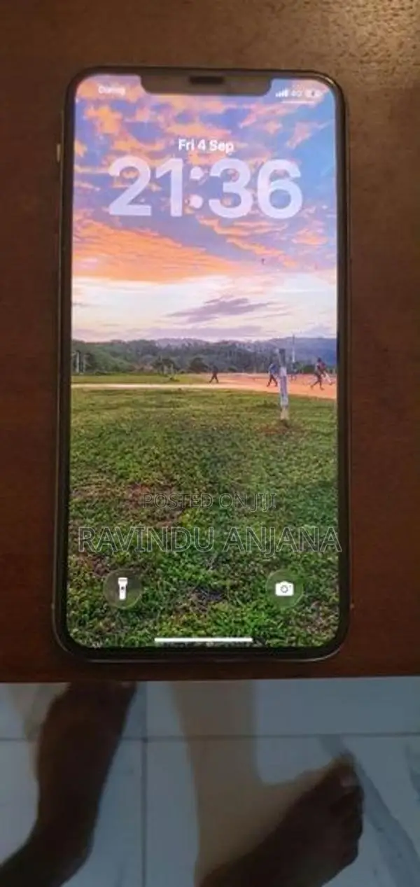 Apple iPhone 11 Pro Max (Used)