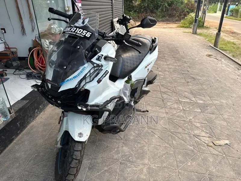 Honda PCX160 2025