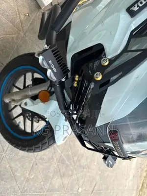 Honda PCX160 2025