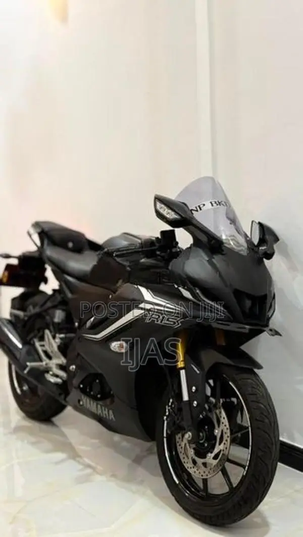 Yamaha R15 V4 2025