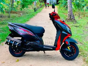 Honda Dio 2012
