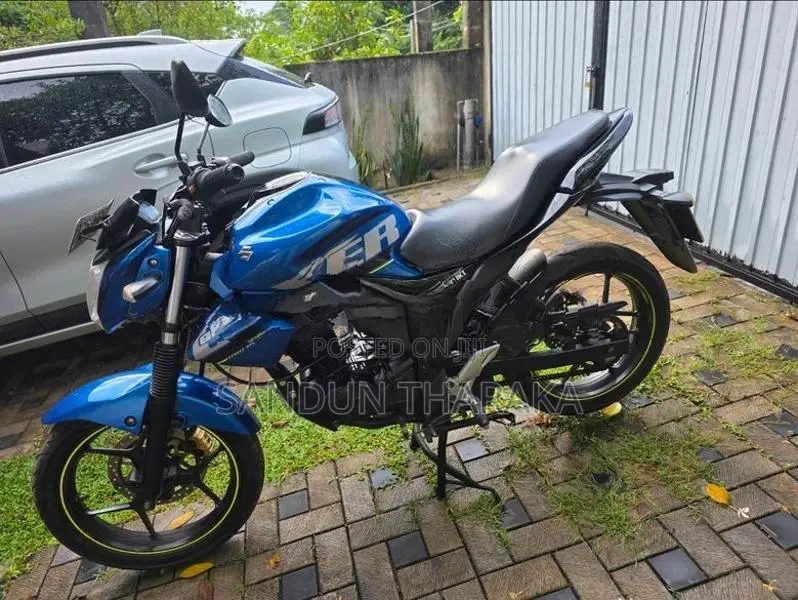 Suzuki Gixxer Double Disc 2017