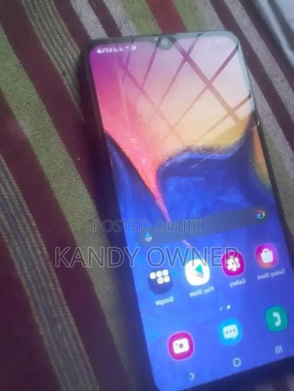 Samsung Galaxy A10 (Used)