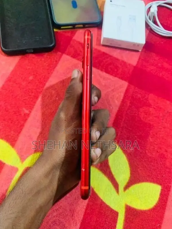 Apple iPhone 8 Plus (Used)